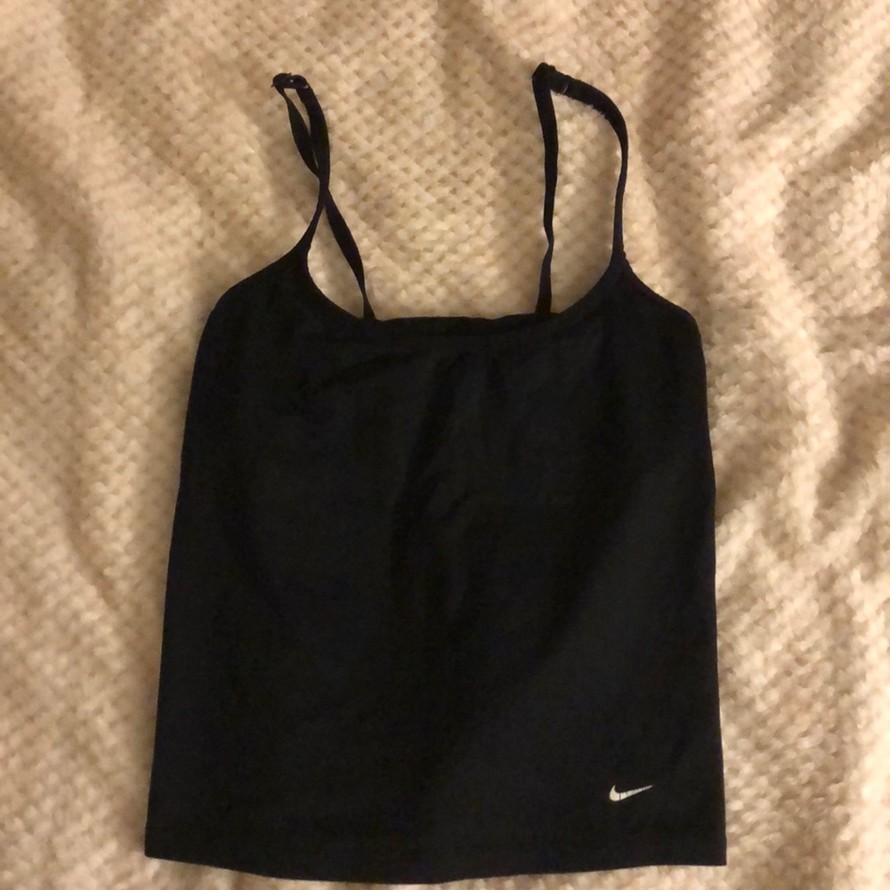 Nike top